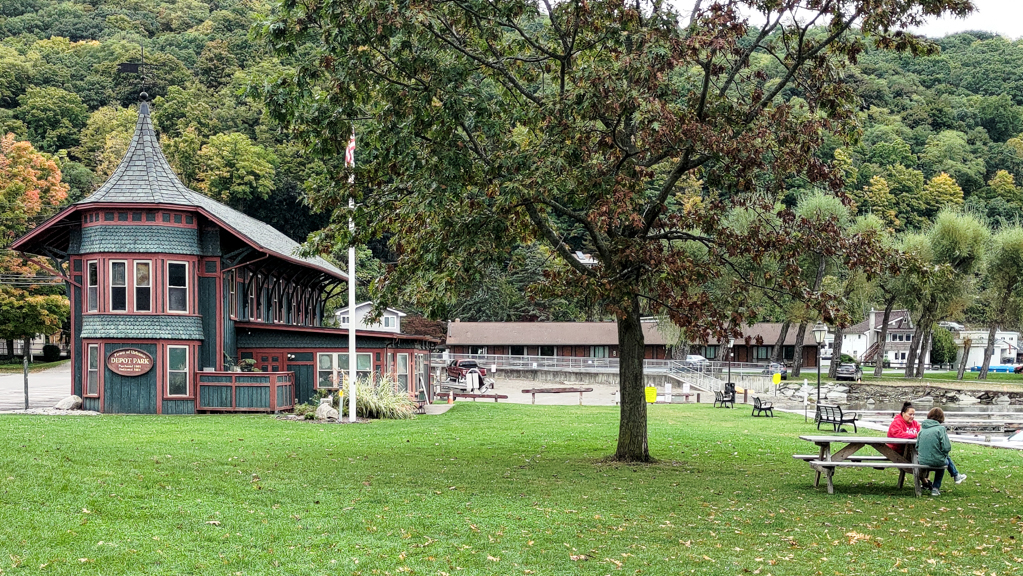 slideshow image